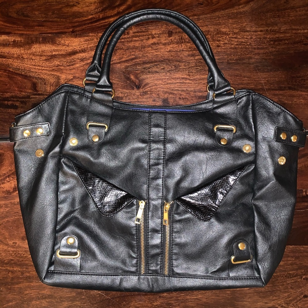 Just Fab black purse